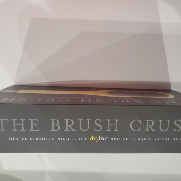 Drybar The Brush Crush Heated Straightening Brush new in box main image 3